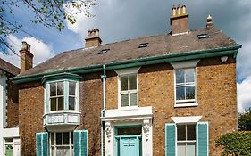 Bear's Well Bed&Breakfast